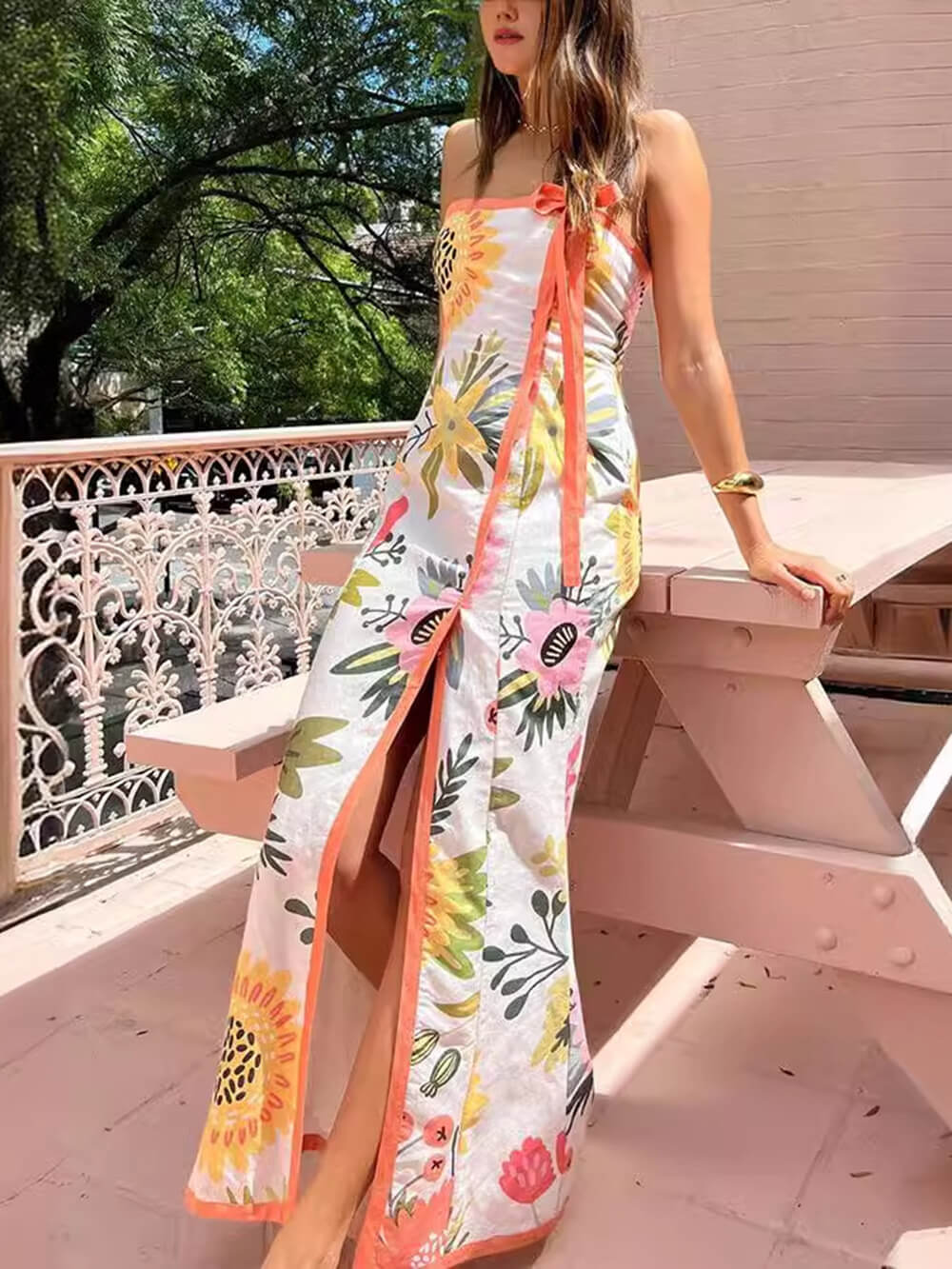 Vestidos de verão com estampados e fendas