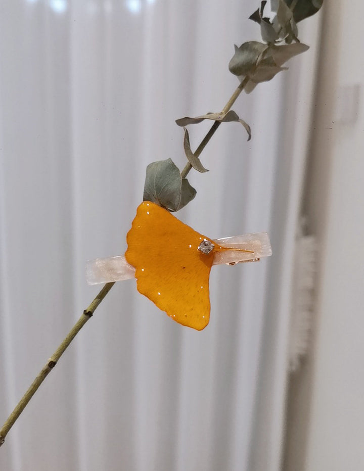 イチョウの押し花ヘアピン