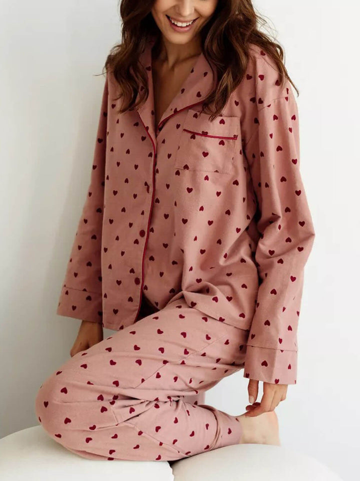 Pyjama français à revers avec motif en forme de coeur