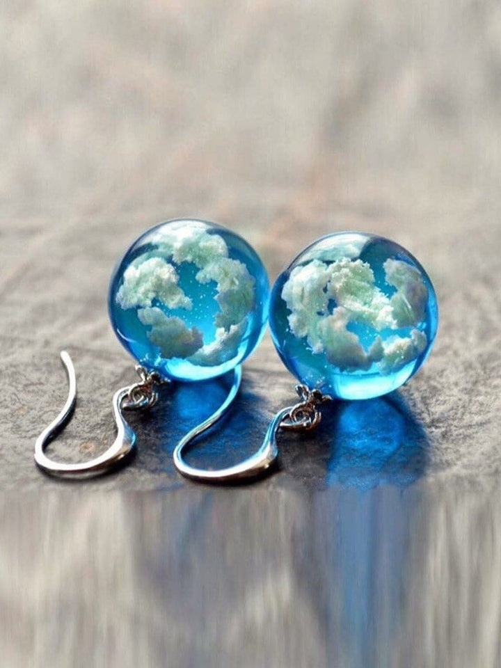 Blue Sky Sphere Dangle Earrings Terrarium Klar molnig himmel Designerörhängen