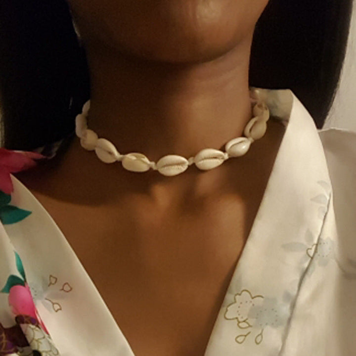 Colier la modă Hawaiian-Inspired Shell: Choker Casual Handmade din oțel inoxidabil de culoare argintie