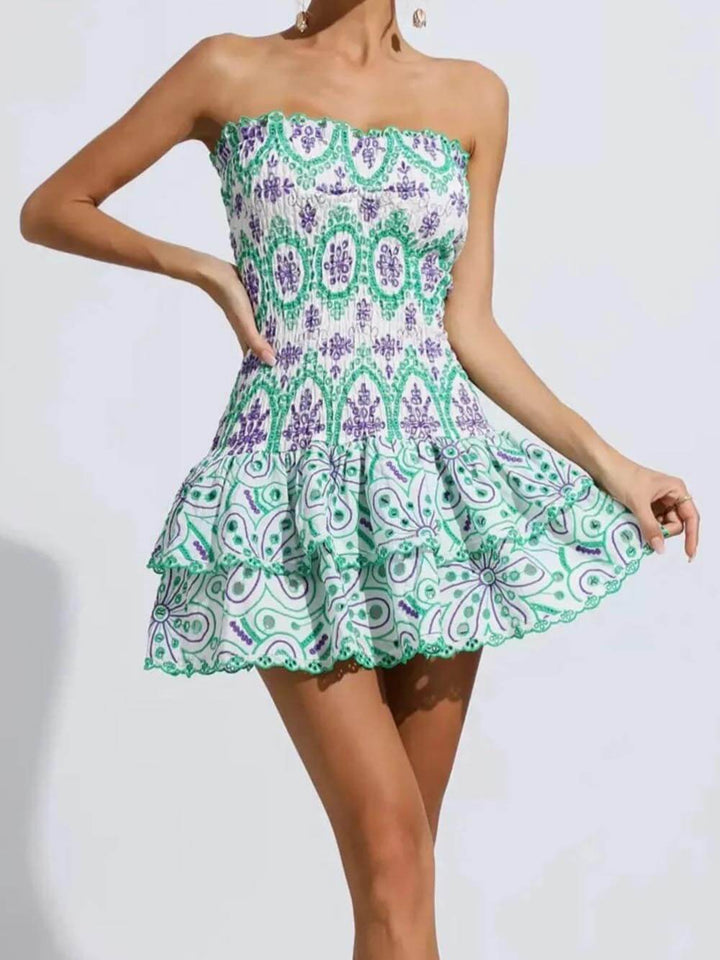 Mini vestido com estampado étnico exclusivo para bolos