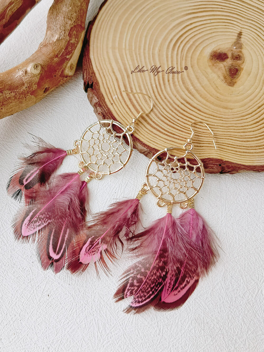 Pendientes largos de plumas atrapasueños estilo boho