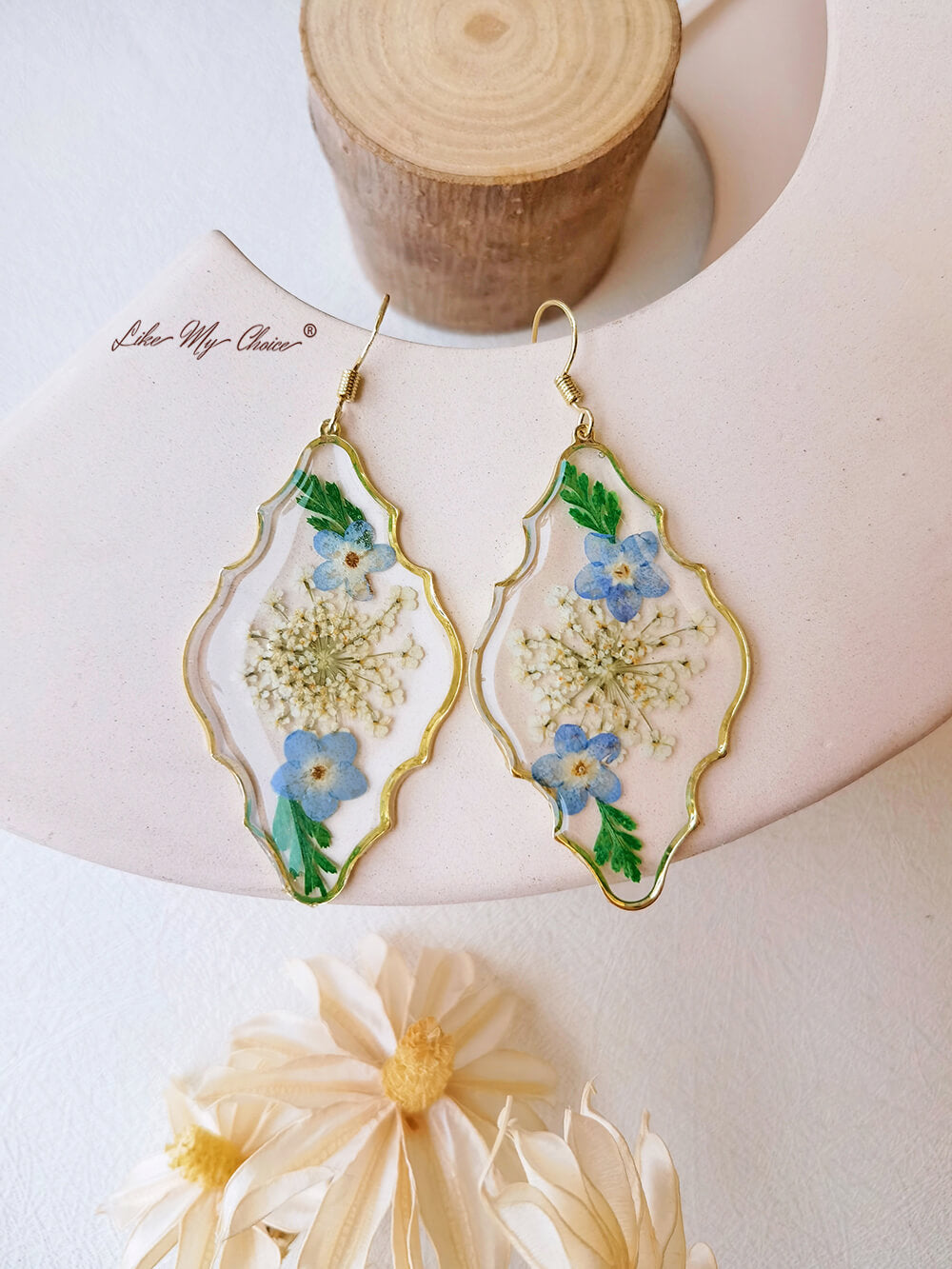 Boucles d'oreilles en fleurs séchées Daisy - fraîches et faites à la main