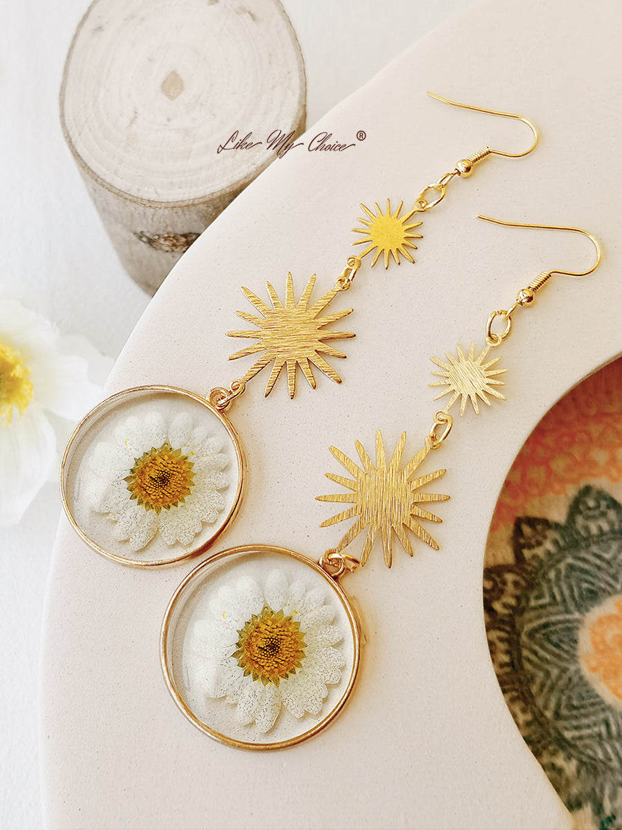 Pressed Flower Earrings - Natural Daisy