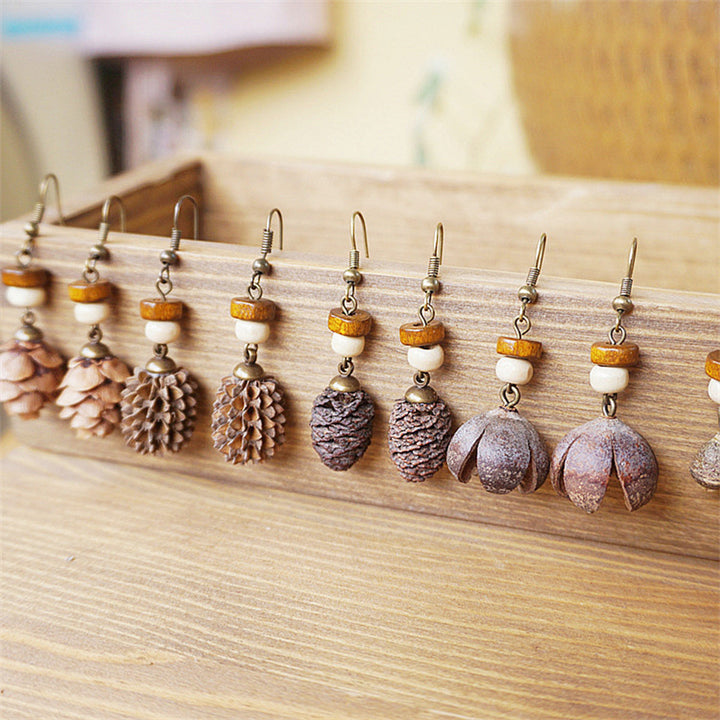 Boucles d'oreilles rétro en bois massif et fruits séchés