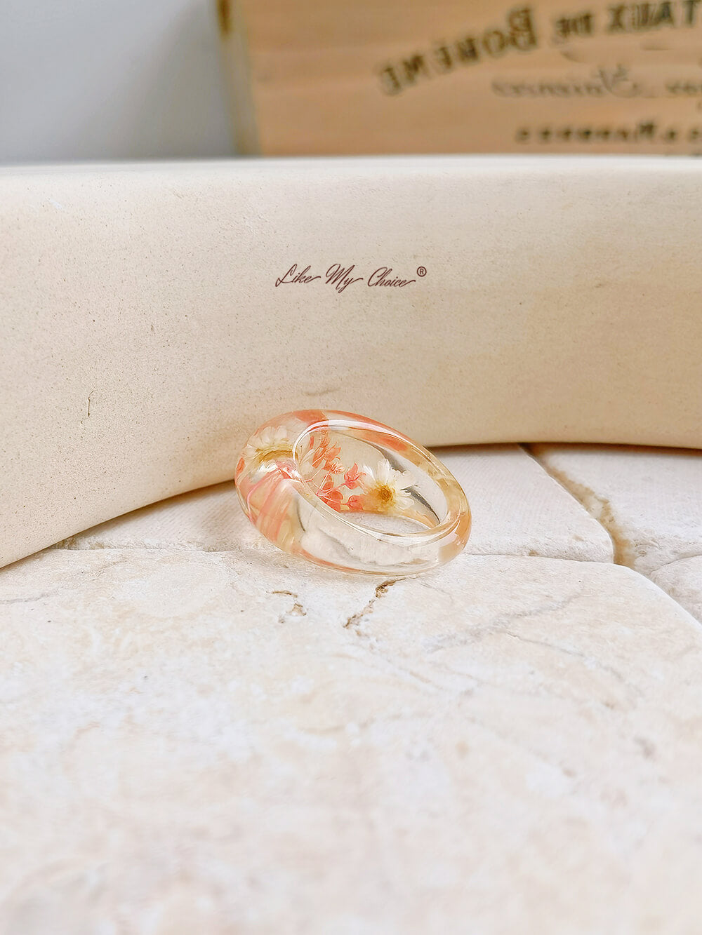 Cincin Resin Oval Bunga Aster Putih