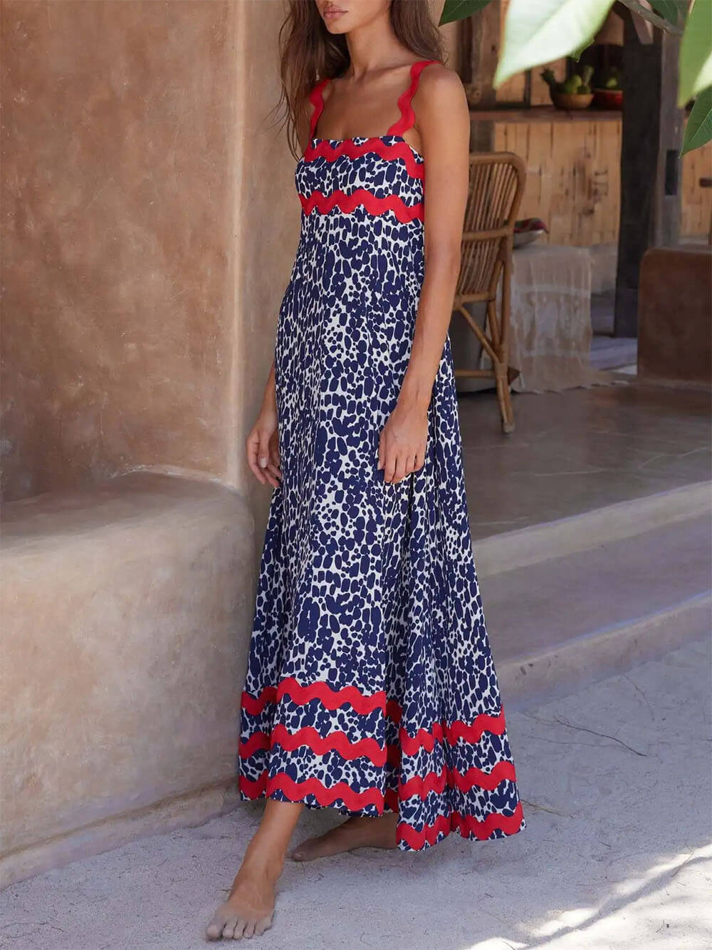 Vestido maxi com estampado de suspensórios