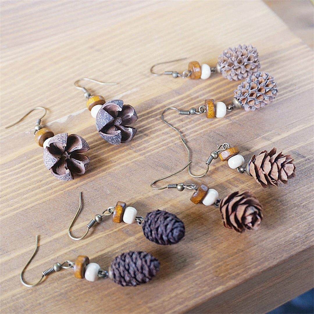 Boucles d'oreilles rétro en bois massif et fruits séchés