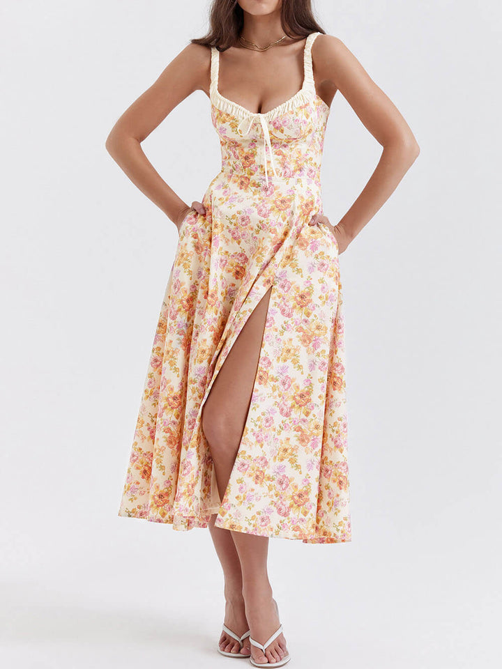 Vestido midi de renda estampado com retalhos e suspensórios