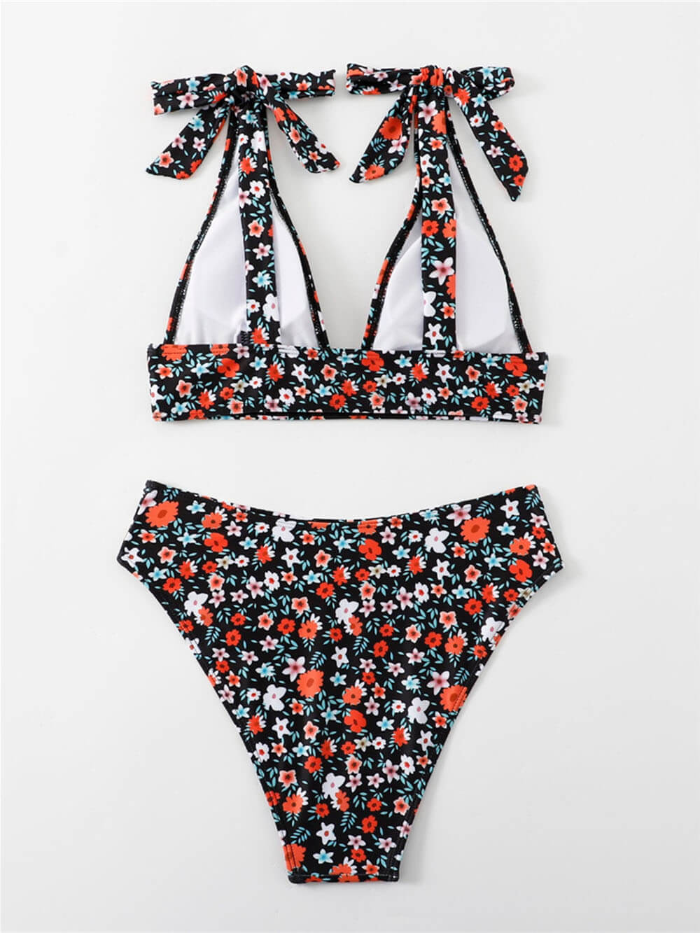 Conjunto de biquíni floral com botões e alças estampado e sexy