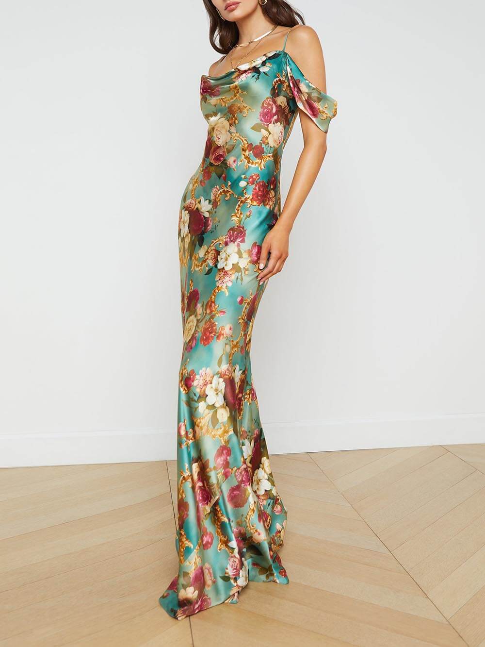 Radiant Off-The-Shoulder Printed Maxi Dress (robe longue imprimée à épaules découvertes)