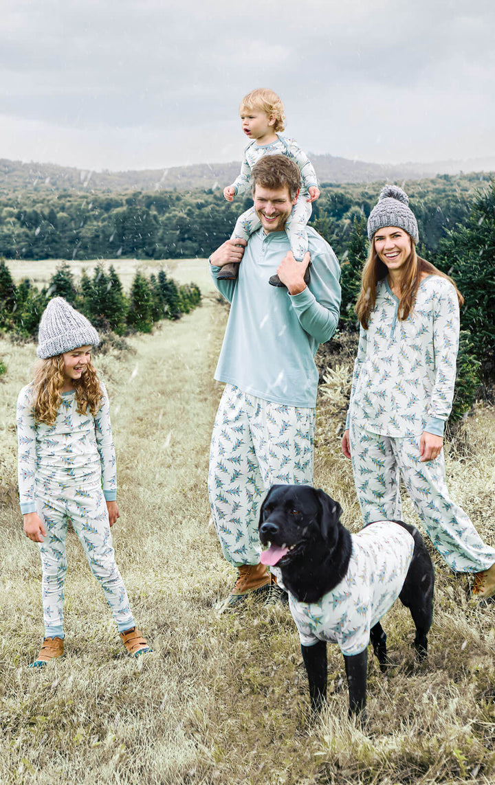 Pijama familiar con estampado de árbol de Navidad