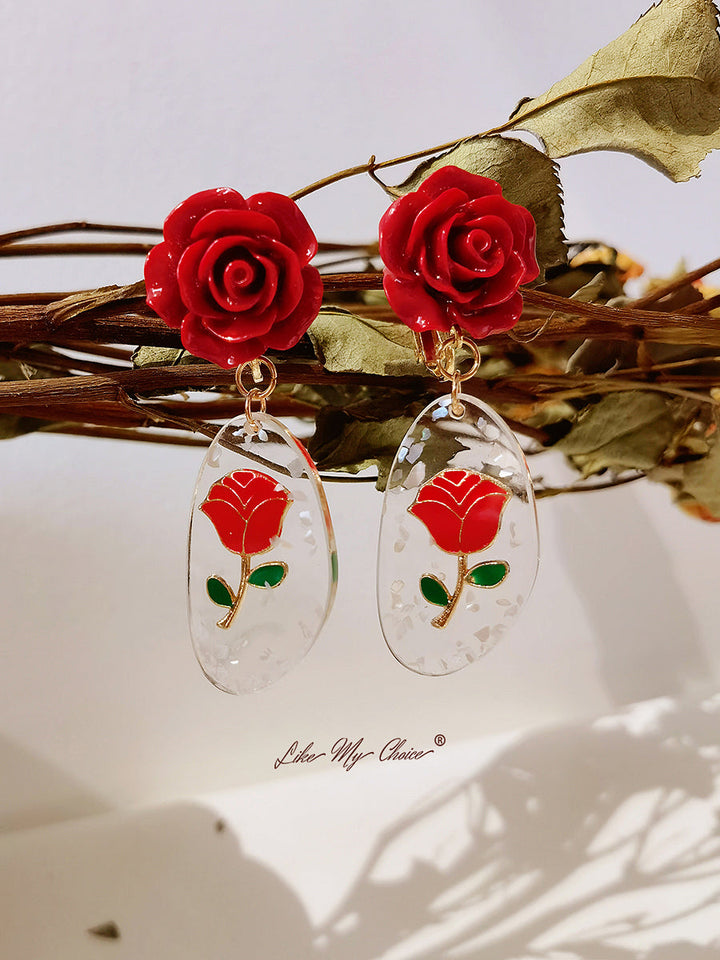 Boucles d'oreilles roses rouges romantiques d'inspiration victorienne