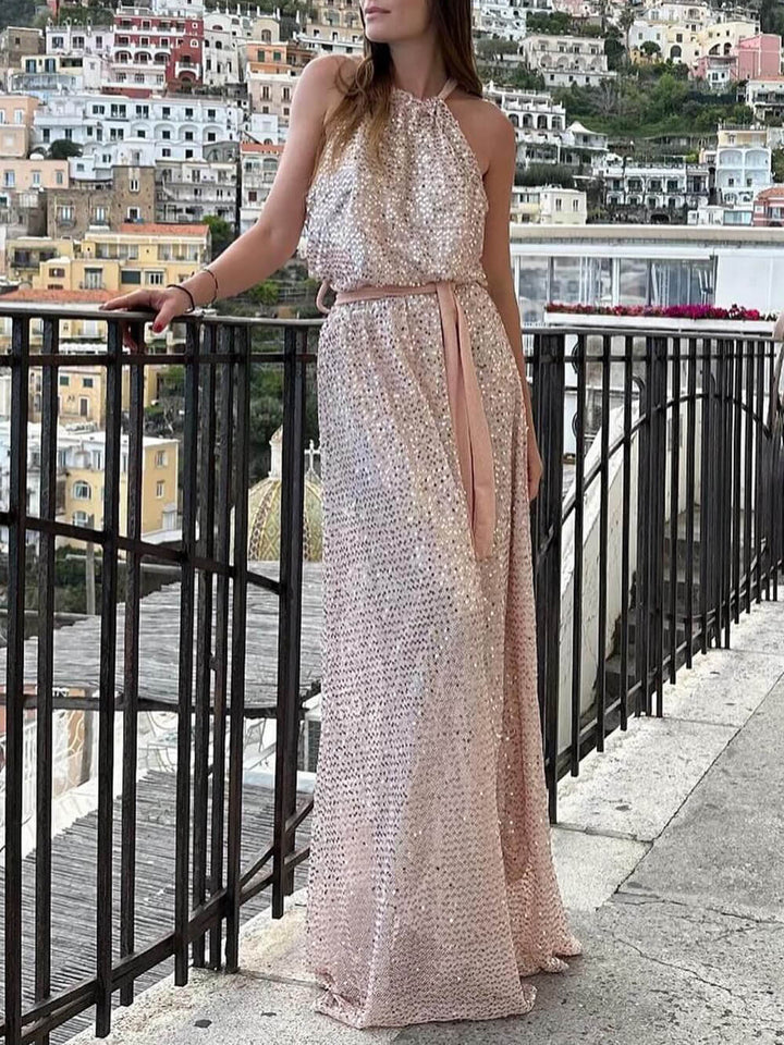 Robe longue ample ceinturée à sequins et col licou pour soirée