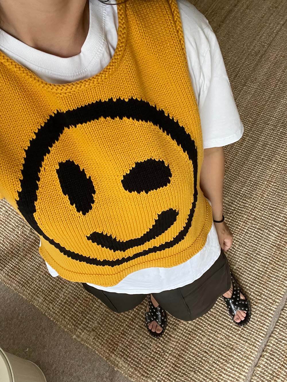 Happy Face Knit Model unic Versatile Loose Tank Top