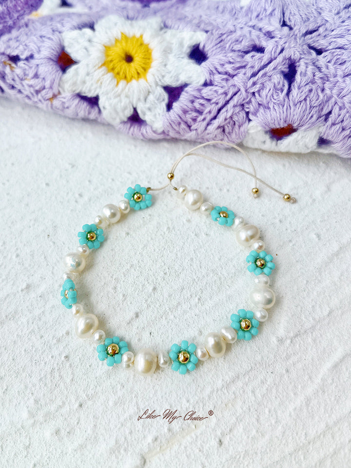 Justerbar trækstring Beaded Armelet Blue Daisy