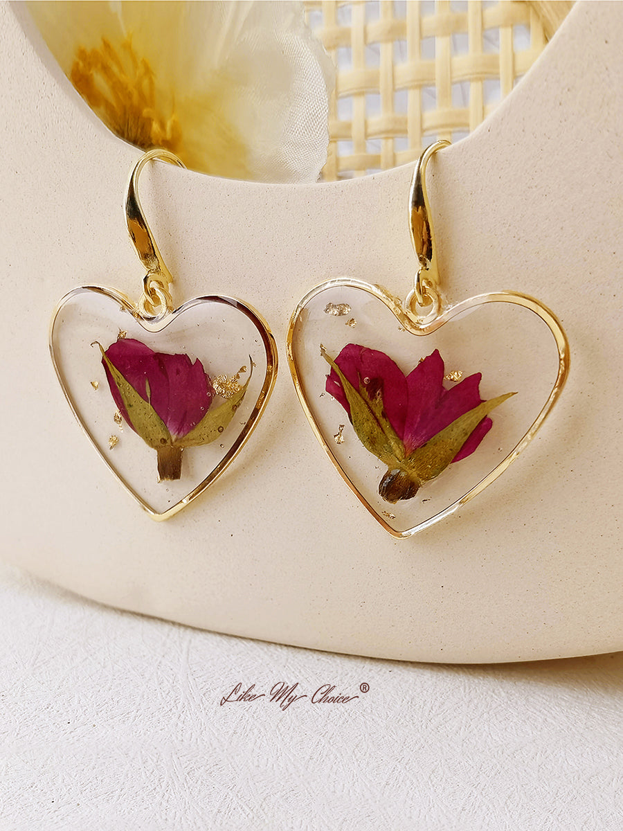 Boucles d'oreilles fleurs pressées - Coeur en résine Fleur séchée