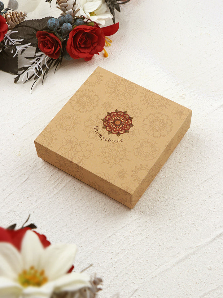 Brățară rotundă cu dantelă roz Queen Anne Lace Handmade Pressed Flower Resin