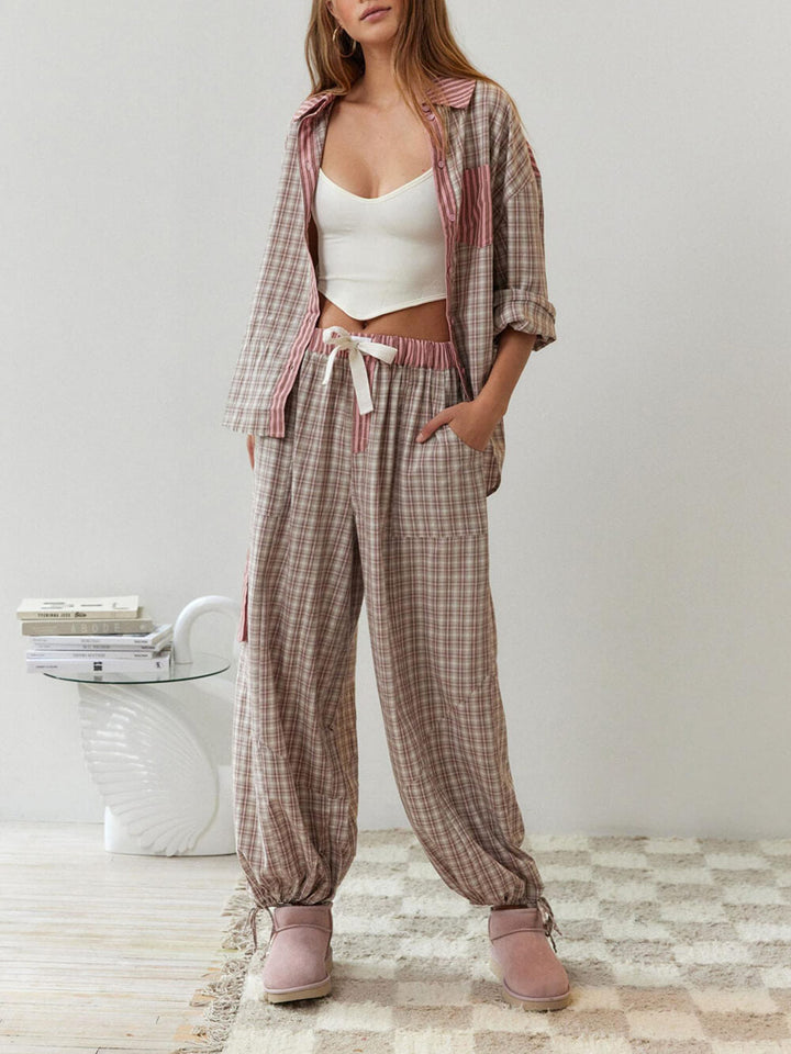 Set de pijamale roz cu splicuri lejere