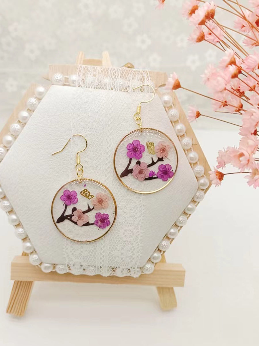 Anting Kupu-kupu Emas Epoksi Bunga Plum Kering