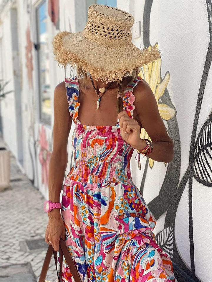 Vestidos de férias na praia com estampado na bainha