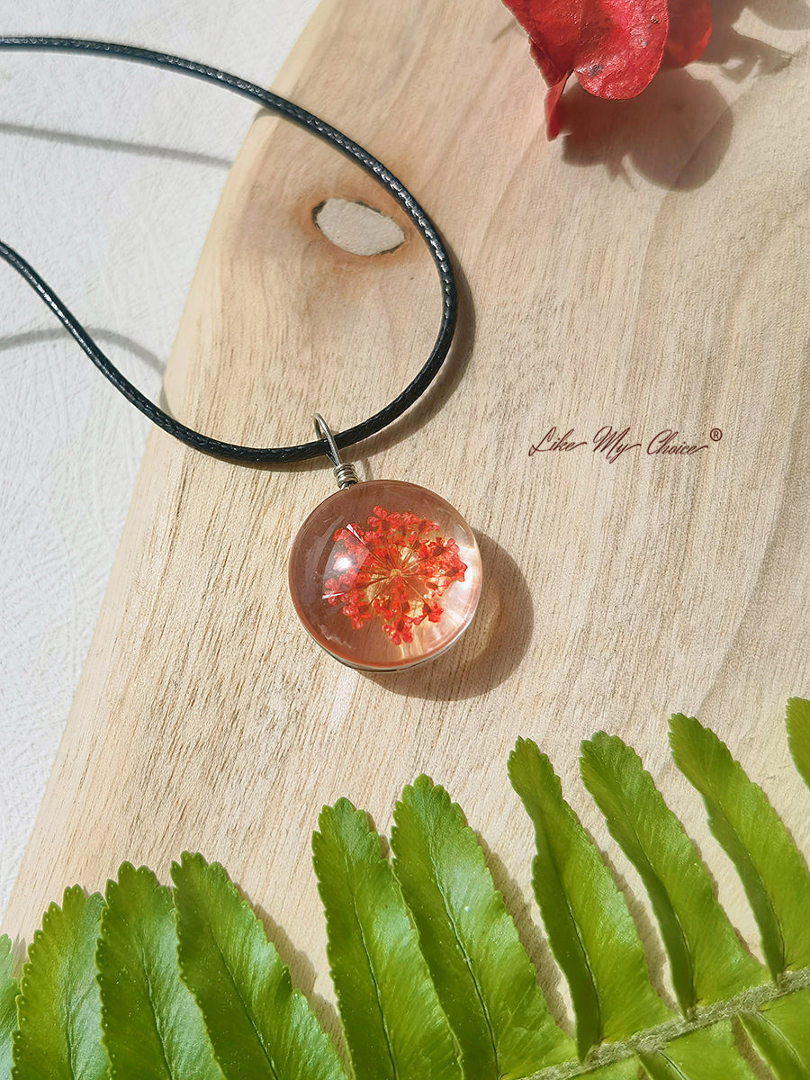 Collier botanique en verre teinté Baby Breath