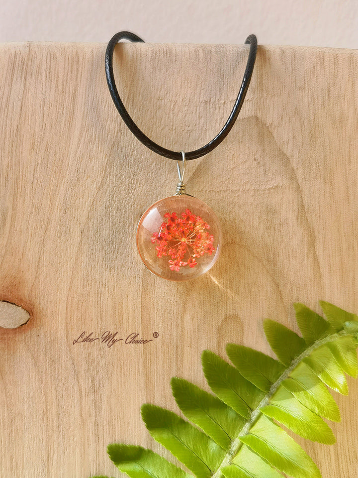 Collier botanique en verre teinté Baby Breath