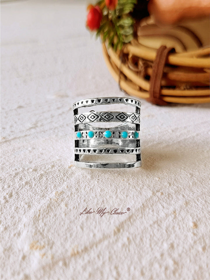 Bague Boho vintage gravée en turquoise creuse