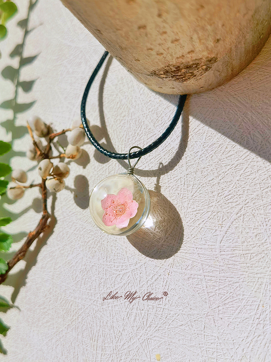 Collana con ciondolo tondo Peach Blossom Full Moon