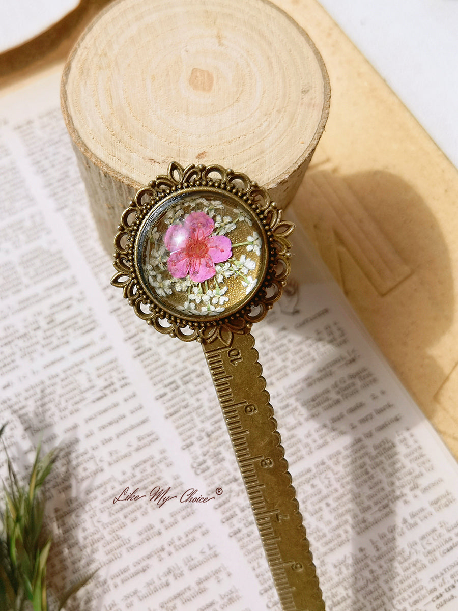 Flori de cireș Retro Metal Bookmark