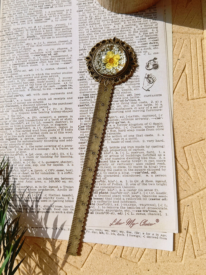 Flori de cireș Retro Metal Bookmark