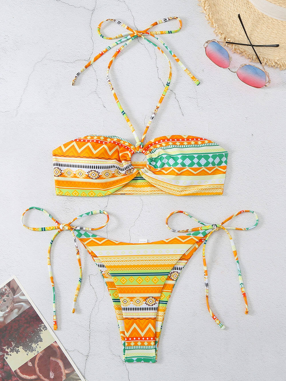 Ensemble de bikinis imprimé avec blocs de diamants