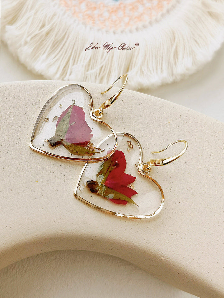 Boucles d'oreilles fleurs pressées - Coeur en résine Fleur séchée