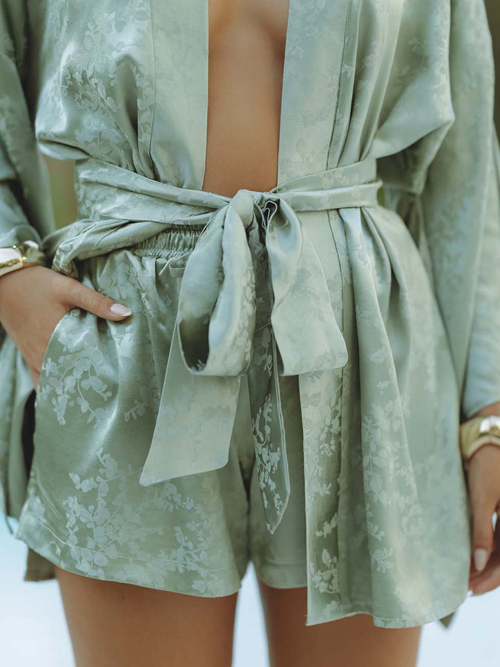 Exquisite Jacquard Satin Kimono Top And Shorts Two-Piece Set