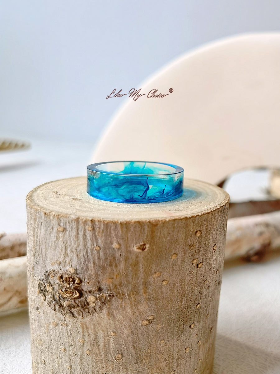 Eis und Feuer Crystal Stained Resin Ring