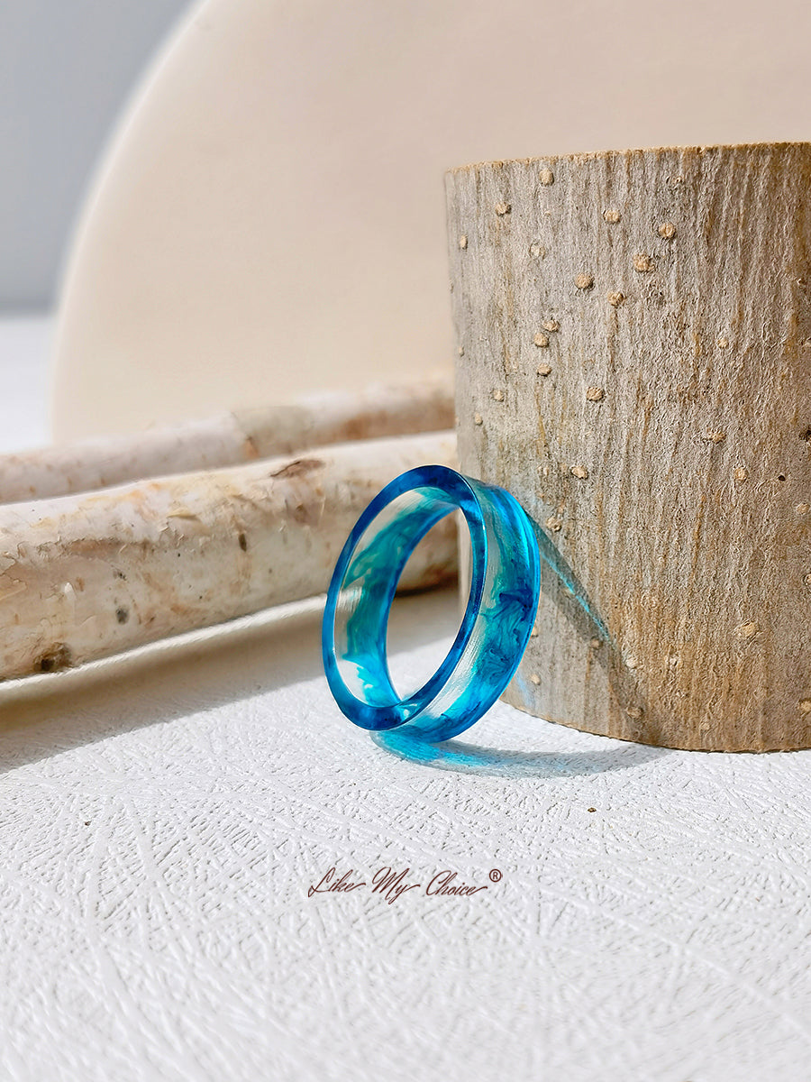 Eis und Feuer Crystal Stained Resin Ring