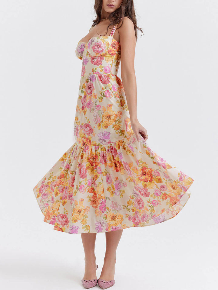 Robe midi florale à bretelles à l'ourlet A