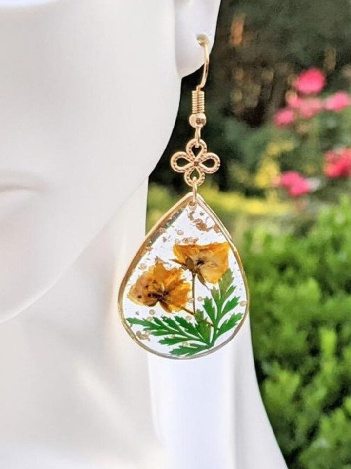 Κίτρινο σκουλαρίκι από ρητίνη Cosmos Sulphureus Drop Earring