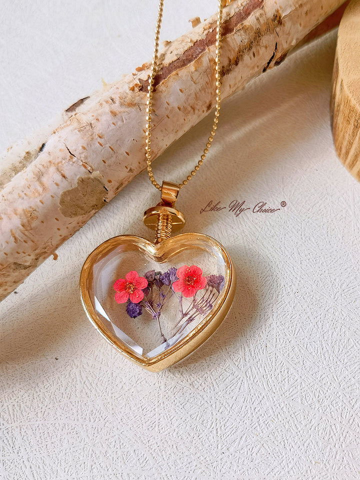 Collier coeur en verre cristal fleurs séchées Myosotis lavande