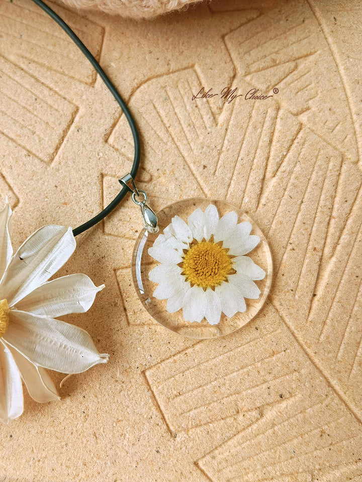 Collier à pendentif fleur hippie