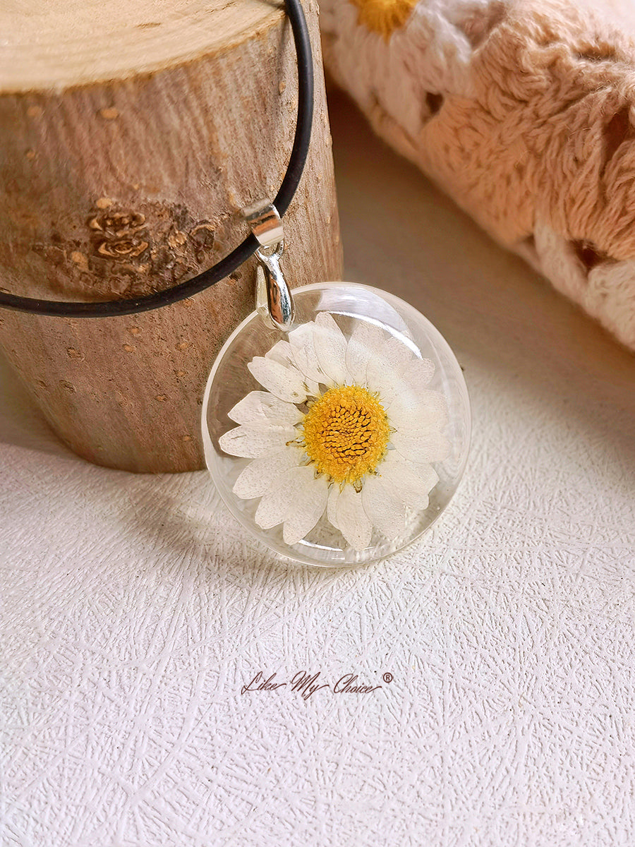 Collier à pendentif fleur hippie