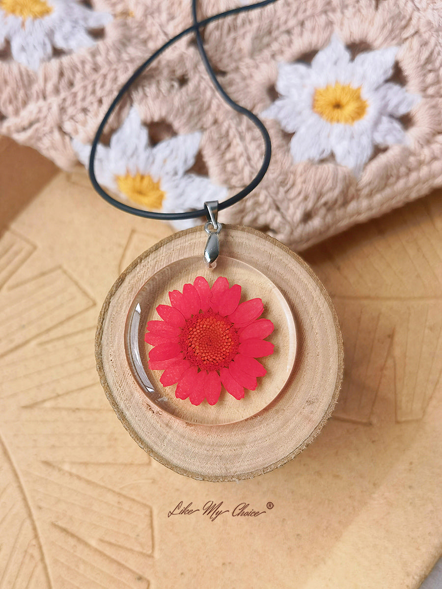 Collier à pendentif fleur hippie