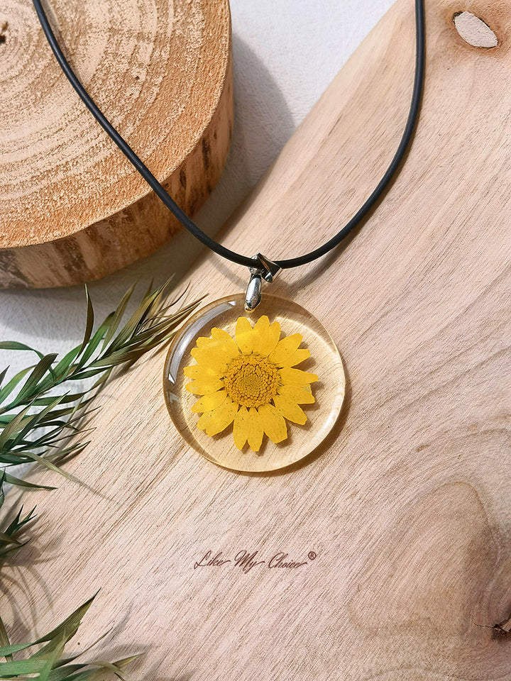 Collier à pendentif fleur hippie