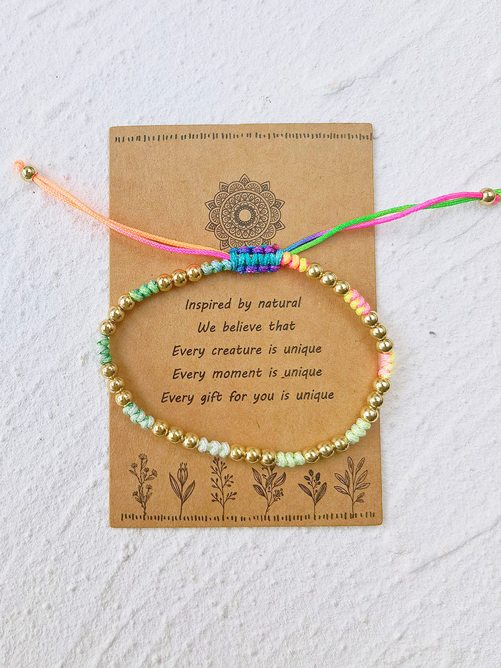 Pulsera ajustable con cordón y cuentas de caramelo arco iris