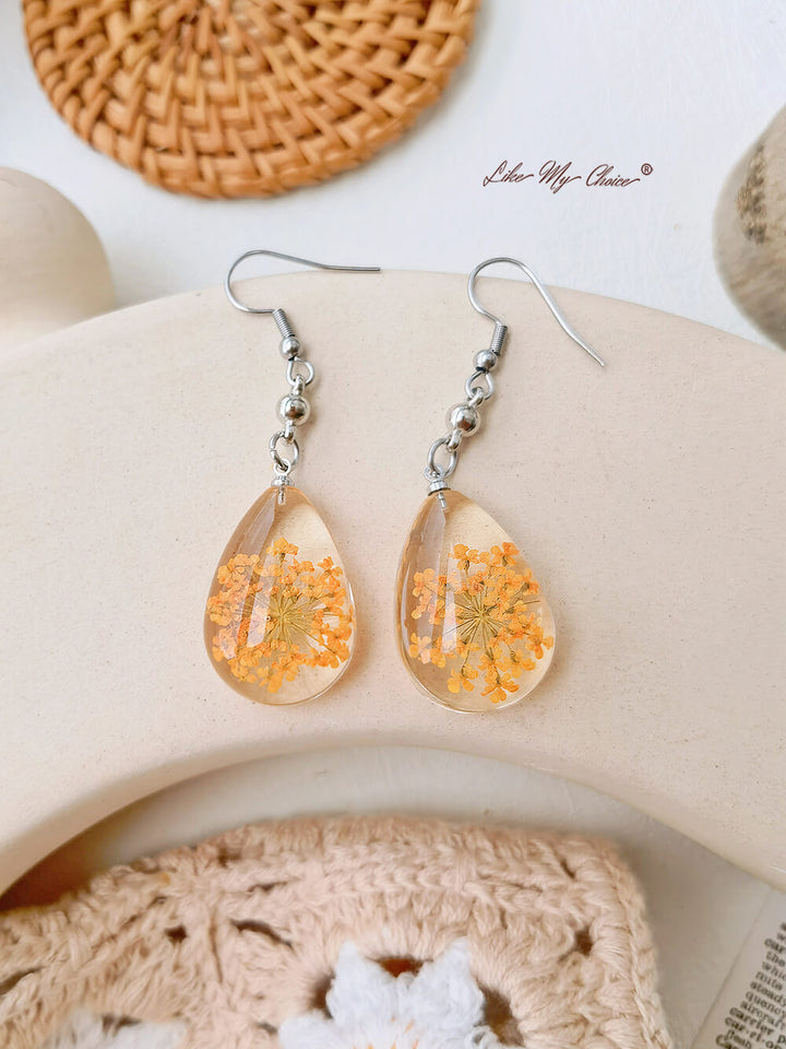 Teardrop Queen Anne Bud Dried Flower Resin Earrings