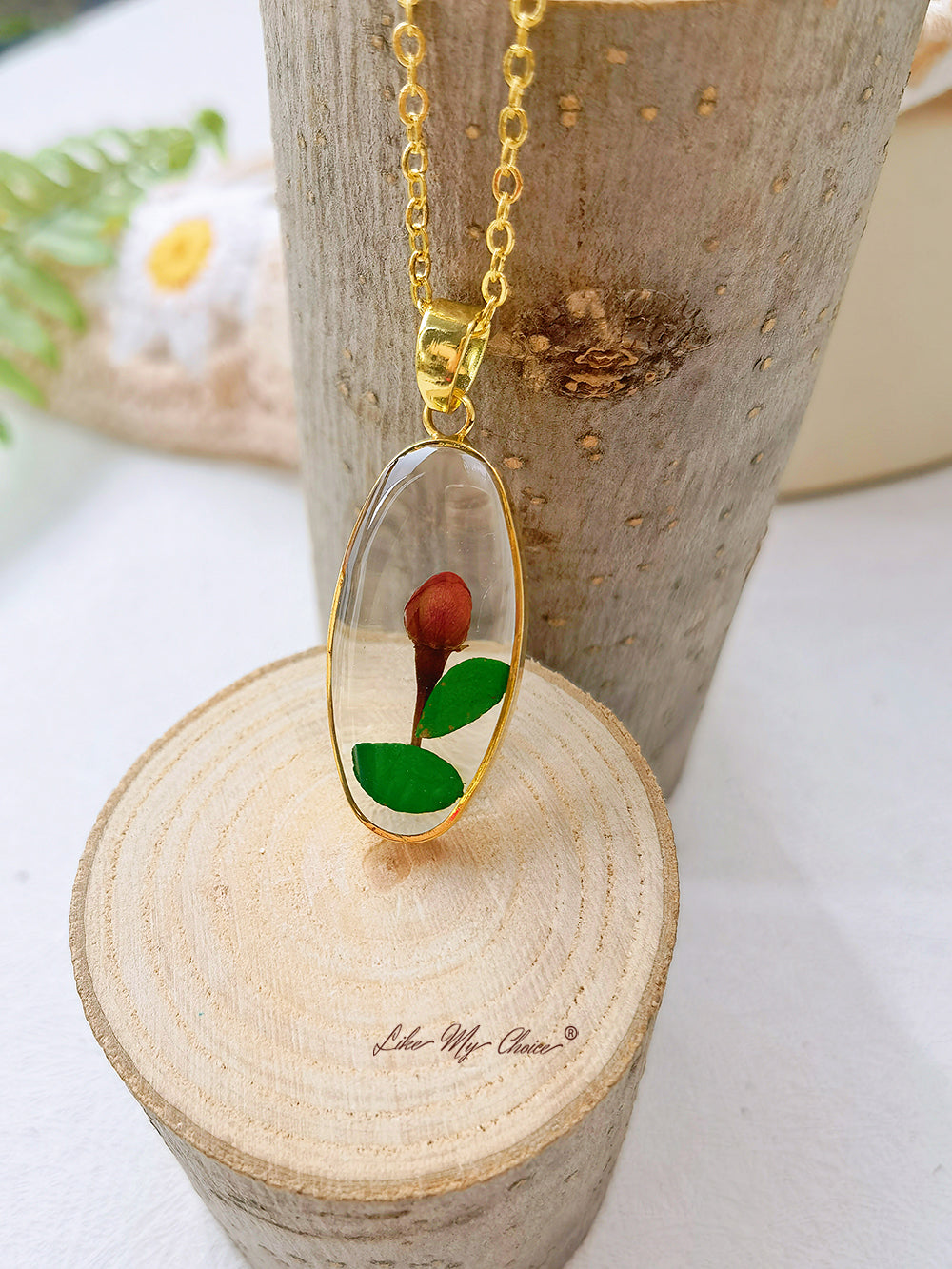 Natural Rosebud Resin Pressed Flower Botanical Pendant Oval Necklace