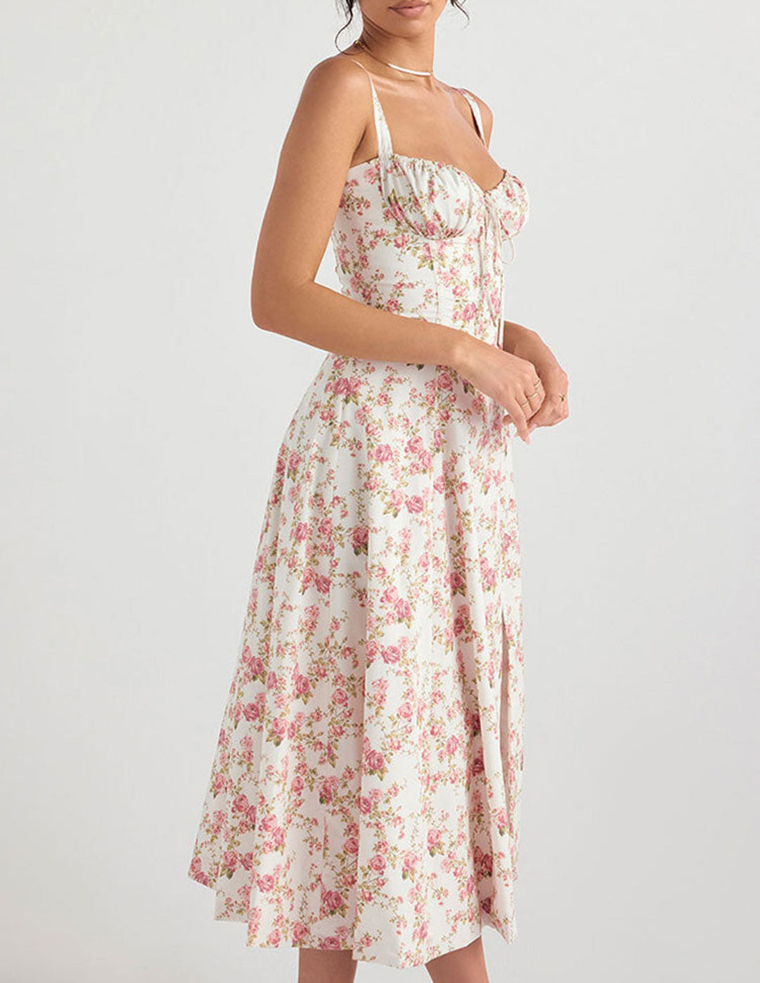 Vestido en espiga con estampado de rosas