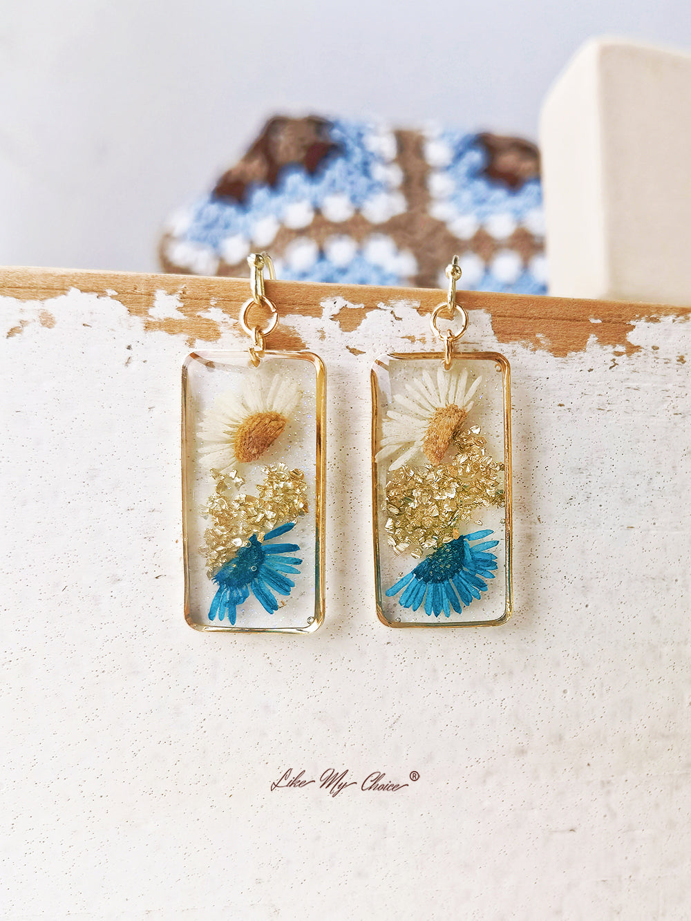 Pendientes de flores secas Daisy Gold Leaf