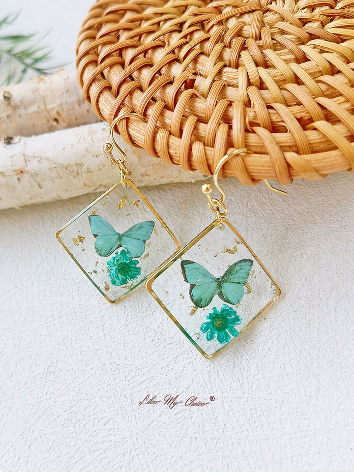 Anting-anting Persegi Kupu-kupu Bunga Kering Gypsophila